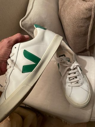 Deportivas Veja Talla 38, usadas en 4 ocasiones