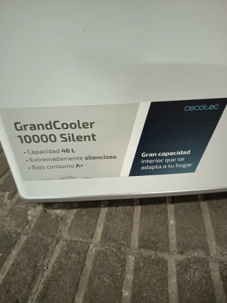 Nevera sobremesa Cecotec GrandCooler 46L