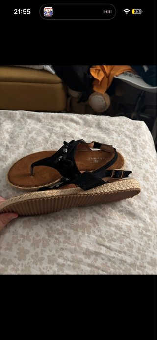 Sandalias CLOWSE negras y marrones