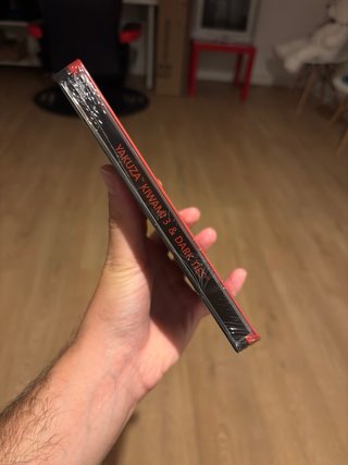 Steelbook exclusiva Yakuza Kiwami 3