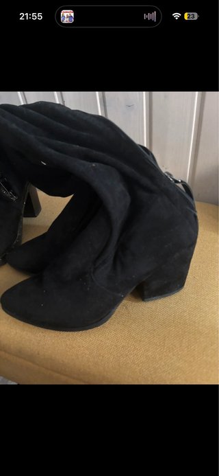 Botas altas negras