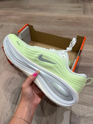 Nike Vomero Plus Verde/Argento