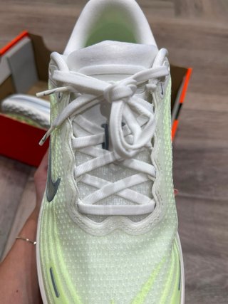 Nike Vomero Plus Verde/Argento