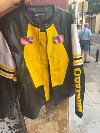Chaqueta cuero Biker Negra y Amarilla.