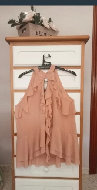 Blusa con volantes Zara