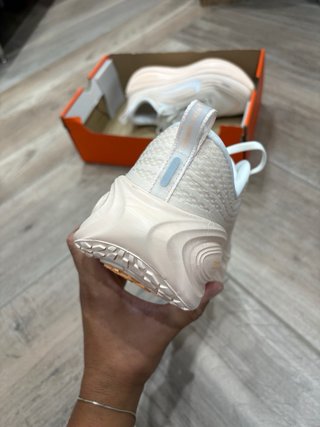 Nike Vomero Plus Rosa/Bianco Donna