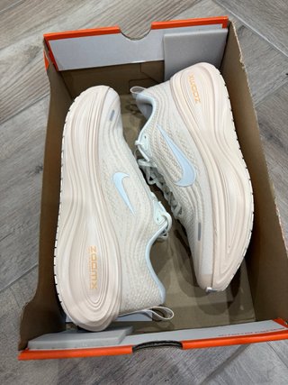 Nike Vomero Plus Rosa/Bianco Donna