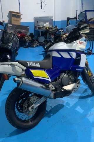 Yamaha XTZ 750 Super Tenere