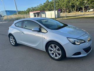 Opel Astra GTC 2.0 CDTI 165 CV