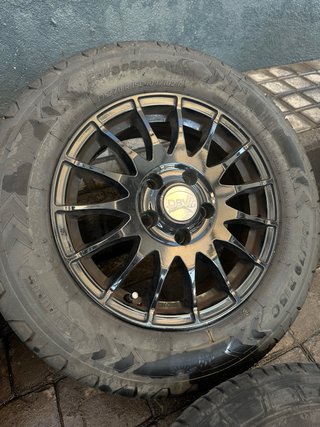 Llantas + Neumáticos Carga 15" - 5x112