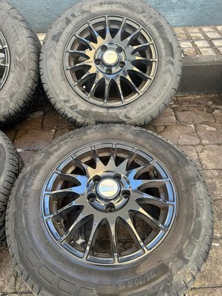 Llantas + Neumáticos Carga 15" - 5x112