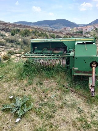 Empacadora John Deere 332