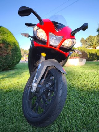 Aprilia RS4 125cc 4T
