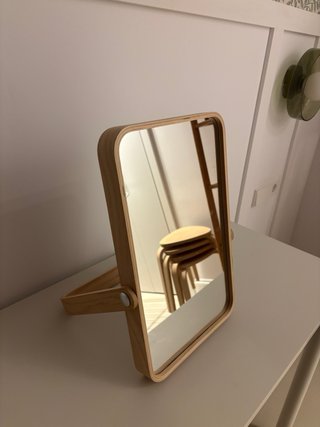 Espejo de tocador de madera