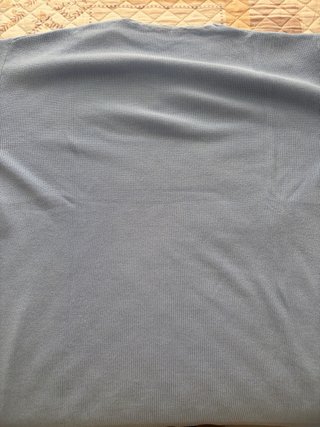 Jersey azul de pico.Talla L
