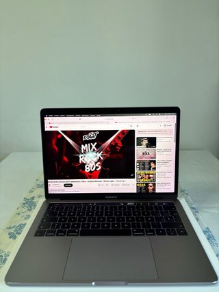 MacBook Pro 2017 Touch Bar Gris Espacial