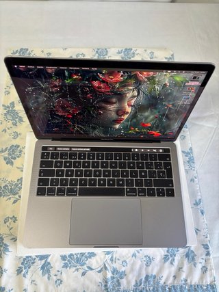 MacBook Pro 2017 Touch Bar Gris Espacial