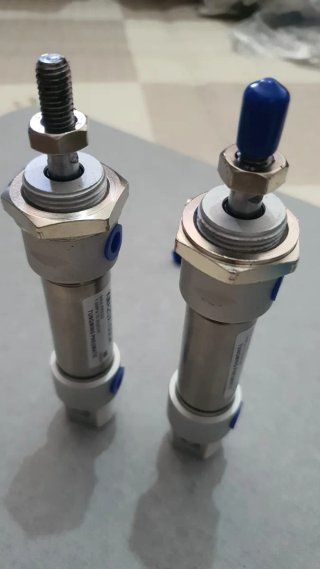 Cilindro Neumático KLH KMA20X10SCA