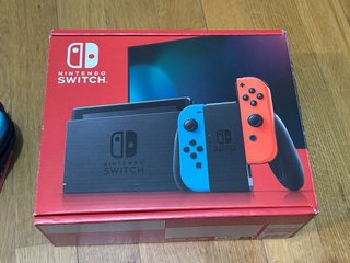 Nintendo Switch Azul y Rojo