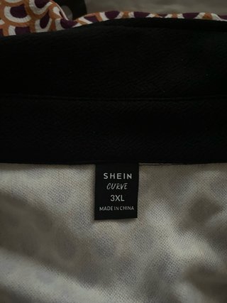 Blusa Curvy SHEIN 3XL Manga Corta