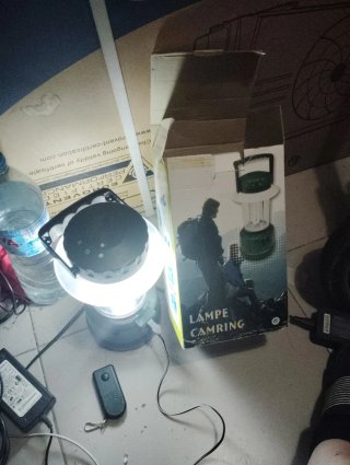 Lámpara de camping LED nueva