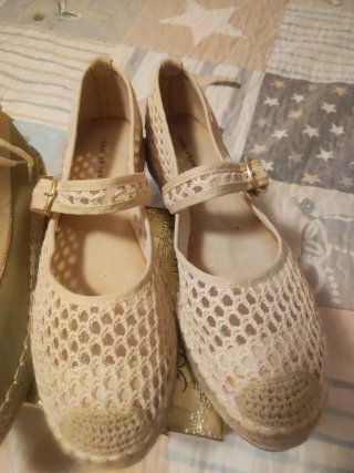 Zapatillas de esparto nuevas