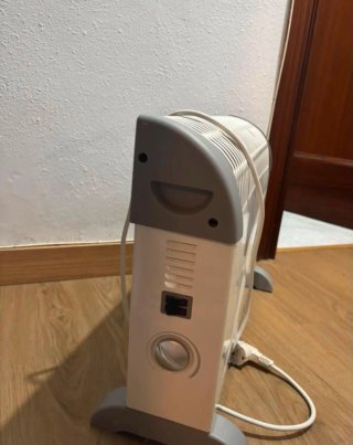 Calefactor eléctrico blanco