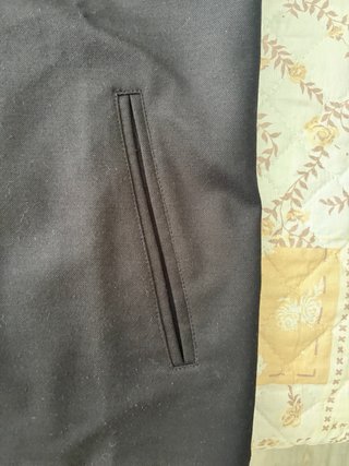 Chaleco Zara Negro con Capucha