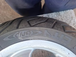 Rueda Trasera Vespa ET2 Michelin City Grip