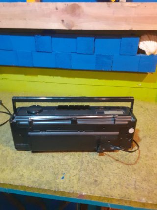 Radio Boombox Negra