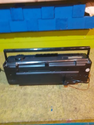 Radio Boombox Negra
