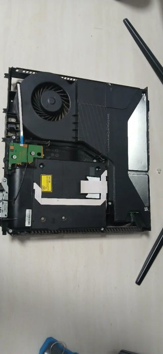 Consola Sony PS4 Negra