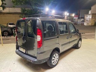 FIAT Doblò 2006 doble puerta lateral