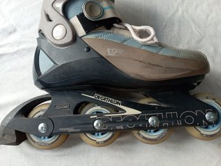 Patines en línea Decathlon Talla 41, con bolsa.