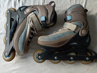 Patines en línea Decathlon Talla 41, con bolsa.