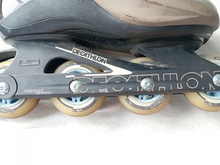 Patines en línea Decathlon Talla 41, con bolsa.
