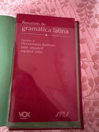 Diccionario ilustrado latín-español/ español-latín