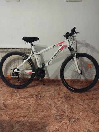 Bicicleta BTWIN Blanca y Rosa