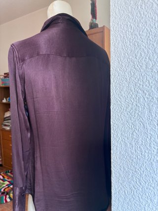Blusa Morado Oscuro Manga Larga Talla 40 zara