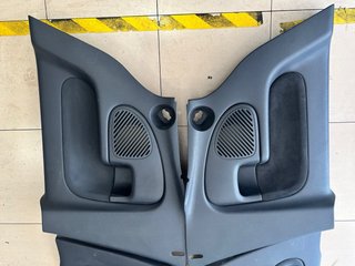 Asientos traseros y paneles Clio Sport 182