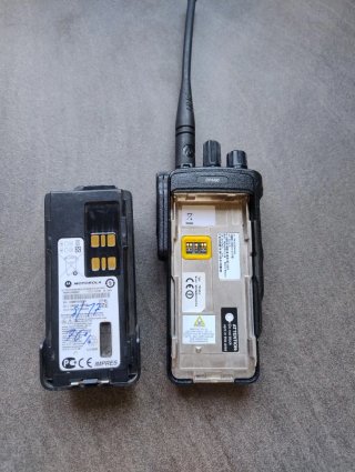 Walkie Motorola DP4400 UHF DMR