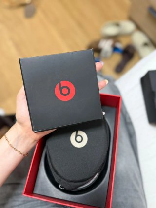 Auriculares Beats Bluetooth Negros