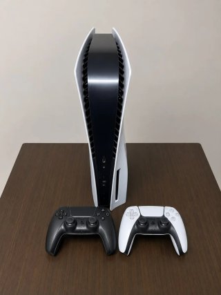PS5 + 2 controller + Giochi