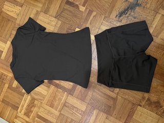 Conjunto Gymshark Top y  Shorts marrón