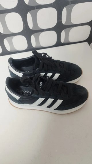 Zapatillas Adidas RUN 70s Talla 30 1/3