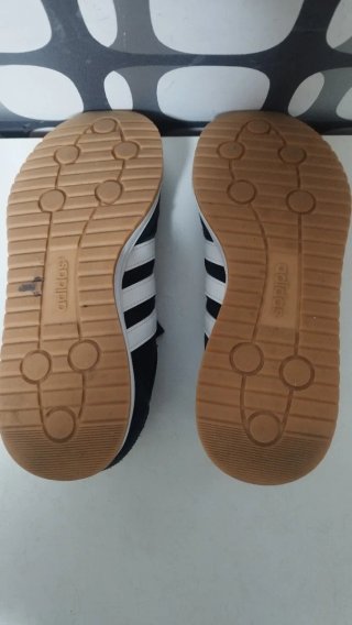 Zapatillas Adidas RUN 70s Talla 30 1/3