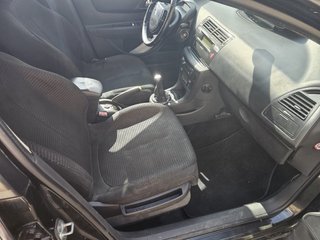 Citroen C4 1.6i 110cv 300000km año2005