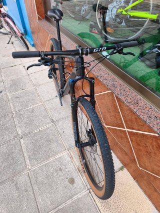 MTB Wolfbike Saturnus 29 T-L Nero