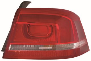 Piloto Trasero IZQUIERDO O DERECHOdo (4 Puertas) para Volkswagen PASSAT B7 2010