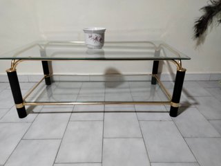 Mesa de centro cristal y metal dorado